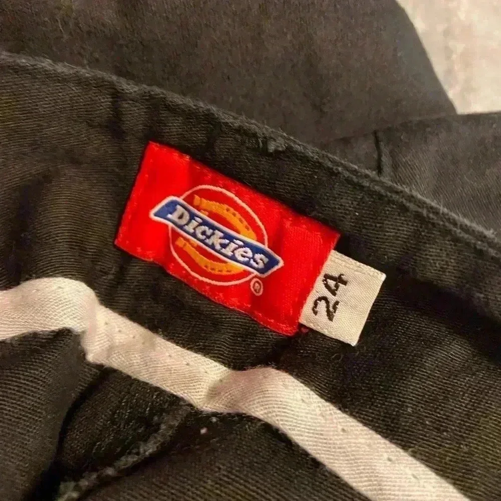 Dickies Black Cotton Spandex Mini Skirt Back Slit Button Front Plus Size 24 - Picture 9 of 10